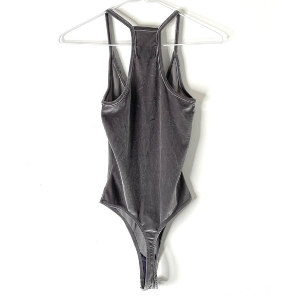 Madison & Berkeley Grey Velvet Bodysuit - Picture 4 of 8